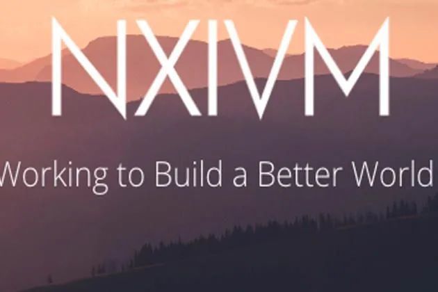 法律|美国富姐参与“性邪教”被判刑