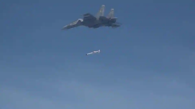 战斗机|印度试射第一款“国产”反辐射导弹，印媒吹嘘：相当美军最新型号