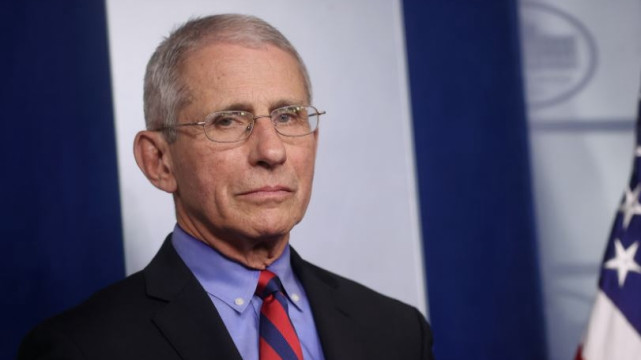 特朗普|特朗普感染新冠后首场竞选集会：想给观众一个大大的吻