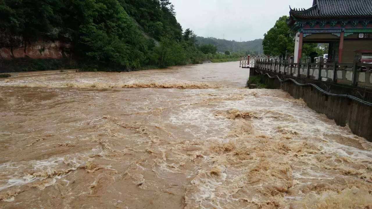 长江|长江最深的地方在哪？有多深？