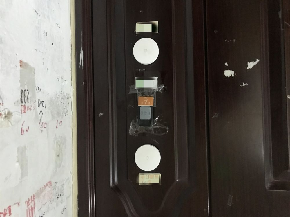 公共空间|楼道里能加装防盗门吗？专家：占用公共空间涉嫌违规