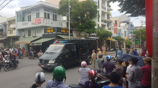 国际|奇案!24岁越南女网红抢银行劫走21亿