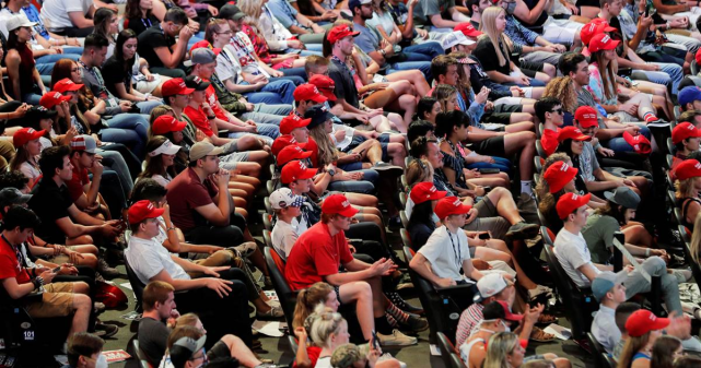 特朗普|福奇乐见特朗普迅速康复，但担心加剧美国人轻视疫情