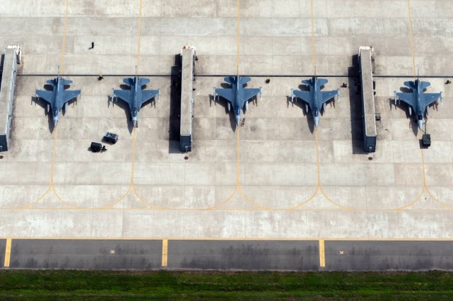 美军|韩国女子指控遭到驻韩美军性侵，两人手机聊天相识