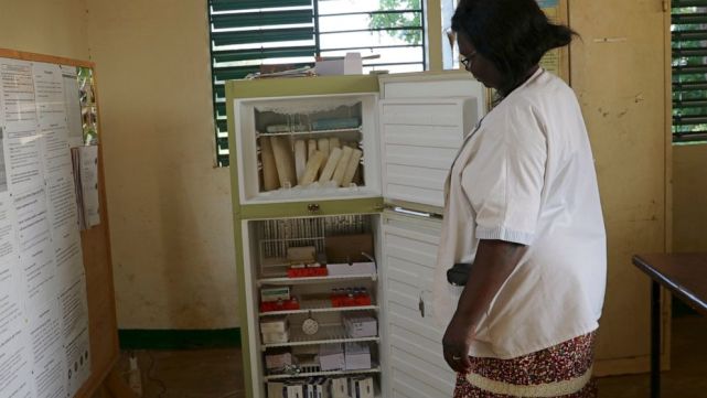 冷链运输|美媒：新冠疫苗冷链运输难度大，全球或有30亿人口无法接种