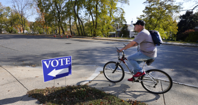 伊朗伊斯兰革命|美国再对5个伊朗实体实施新制裁，指控其试图干预大选