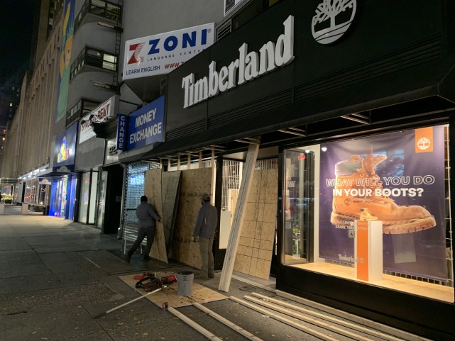 木板|大选临近全美商家展示“求生欲”：关店或木板封橱窗防骚乱