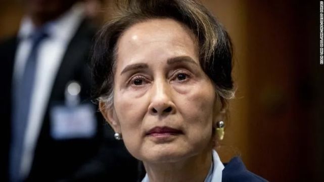 时政外交|蓬佩奥这时候还有闲心说别人？！