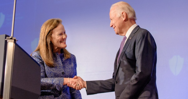 特朗普|美防长热门人选是这个女人：对华强硬，认为特朗普对华太“短视”