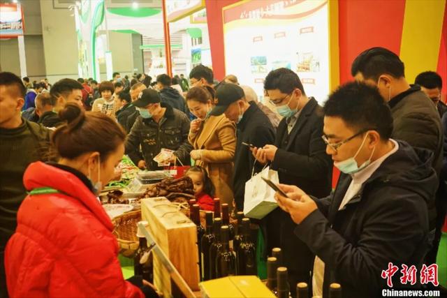 中国这么大，能一天吃遍吗？答：能