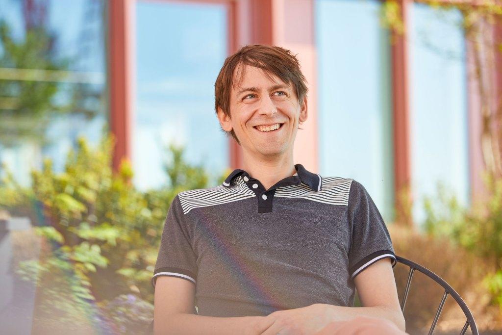 蛋白质折叠|击败李世石的AI公司，又研发出生物版“阿尔法狗”：破解50年生物学难题！