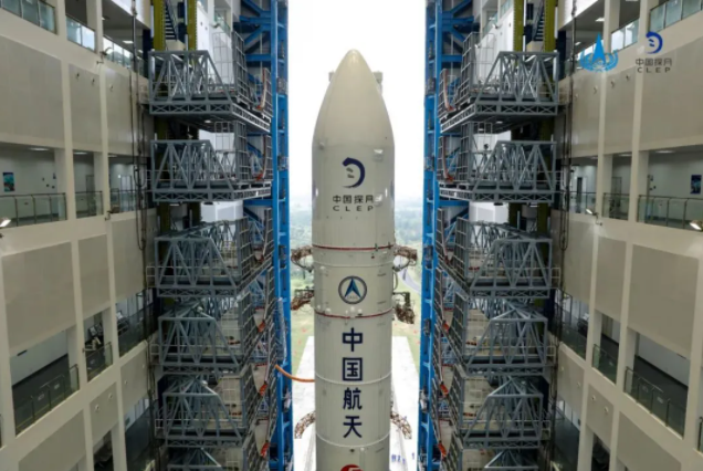 嫦娥|专访嫦娥五号探测器副总师洪鑫：打造最复杂航天器中 最复杂的推进系统
