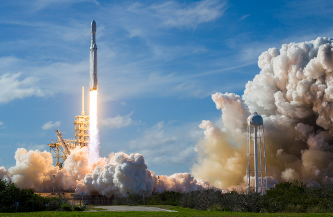 相机|SpaceX是怎么拍到这些惊人的照片的？