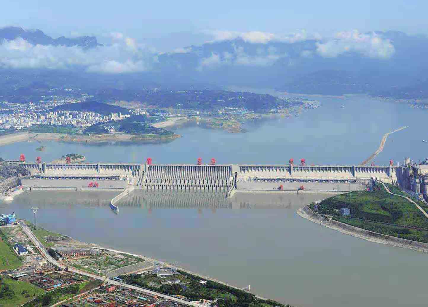 三峡水电站|长江三峡水电站很大，非洲的英加水电站更大，三峡集团也参与其中