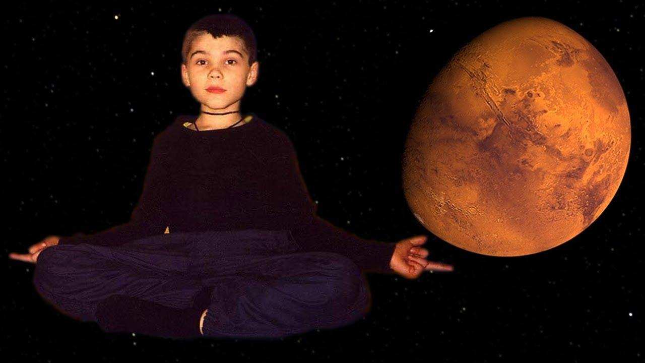 火星卫星|男孩自称来自火星，具有先知功能，预言2020会出现大事