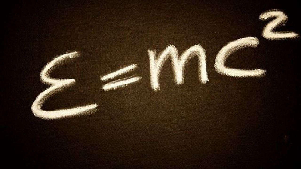 科技|光有重量吗？质量，动量，能量到底哪样是真实存在的呢？