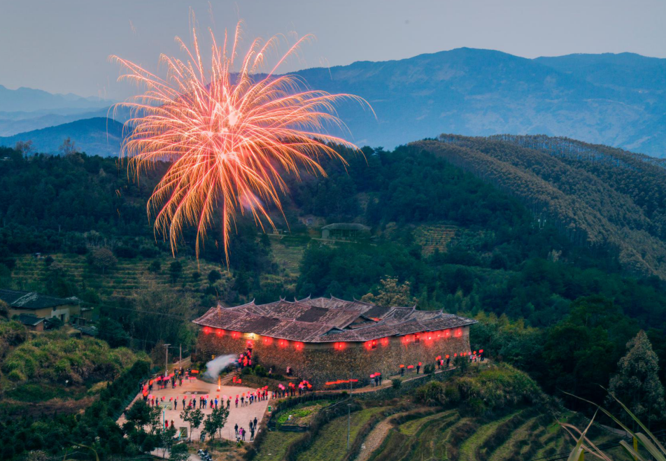 闽清省璜花开娘寨春意浓