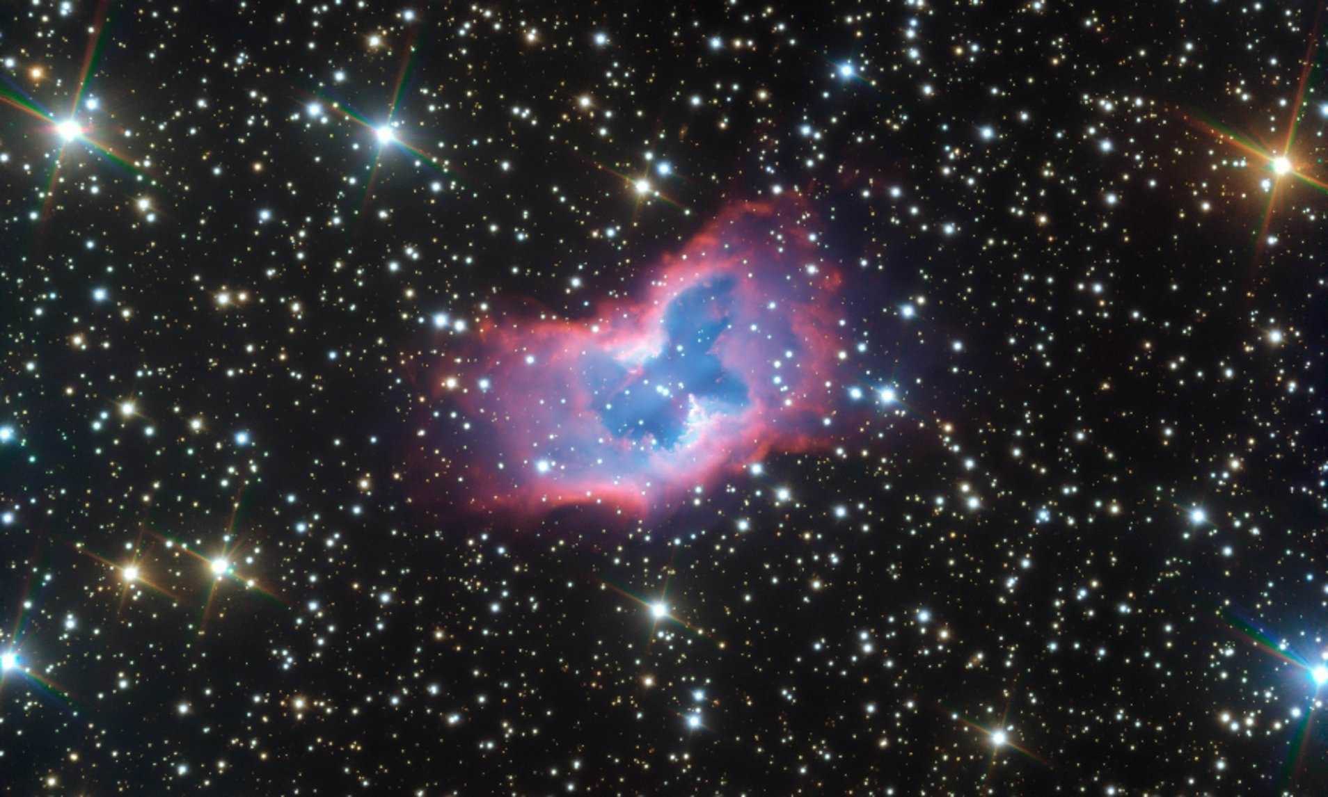 天文|天文学家发现了行星状星云是如何形成迷人形状的？