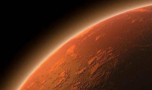 金星|天文学者发现笼罩在金星上35年的巨大云层