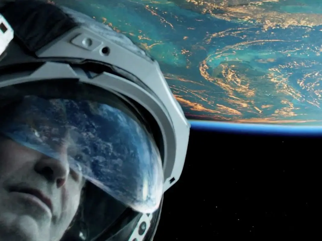 太空|可怕的事情，如果你一直漂浮在外太空，那会怎样？