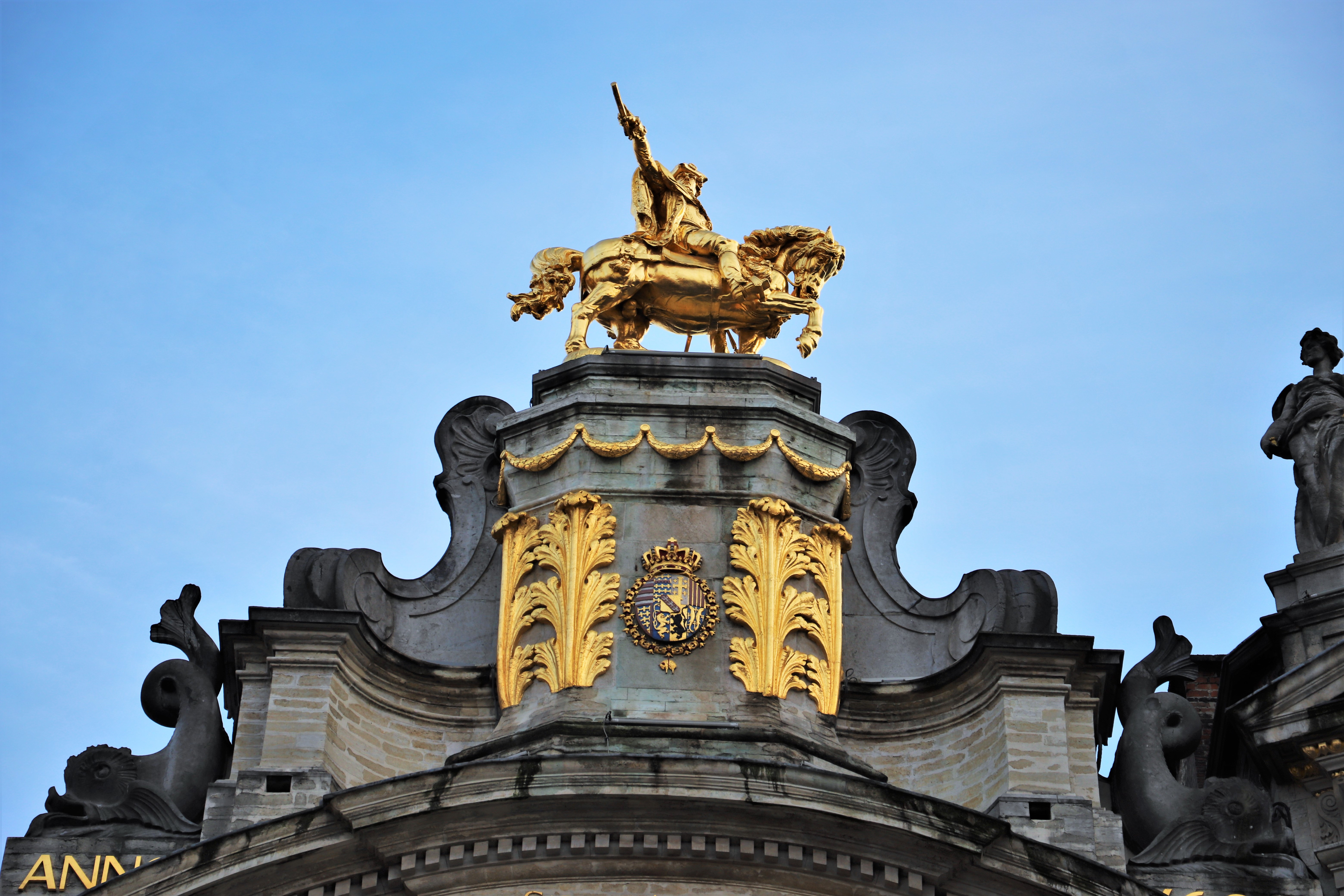 欧洲最美的广场这里的每一幢建筑都值得细细品味