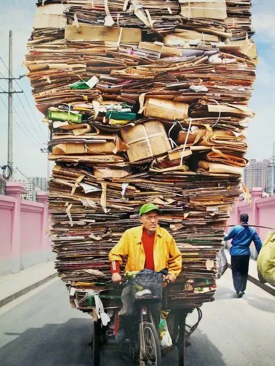 24张拼尽全力的照片要不是生活所迫谁愿意一身狼狈