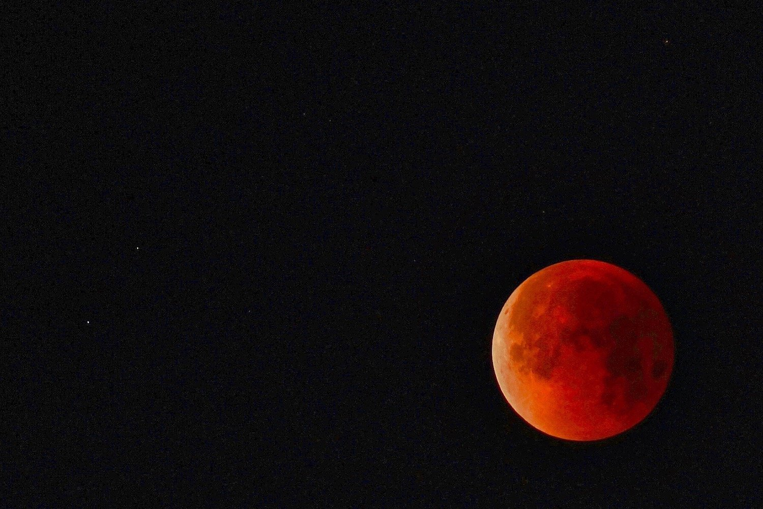 天文|请定好您的闹钟 这是5月夜空中 必看的9个天文事件