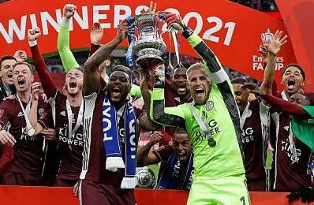 莱切斯特首夺足总杯