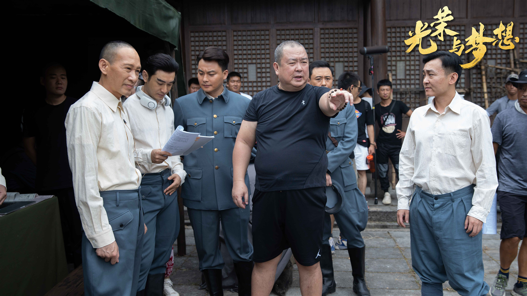 光荣与梦想导演刘江创作中经常感觉自己在燃烧