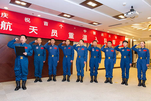 杨利伟|神舟十二号16选3，56岁的杨利伟为何在备选之列，年轻人哪去了？