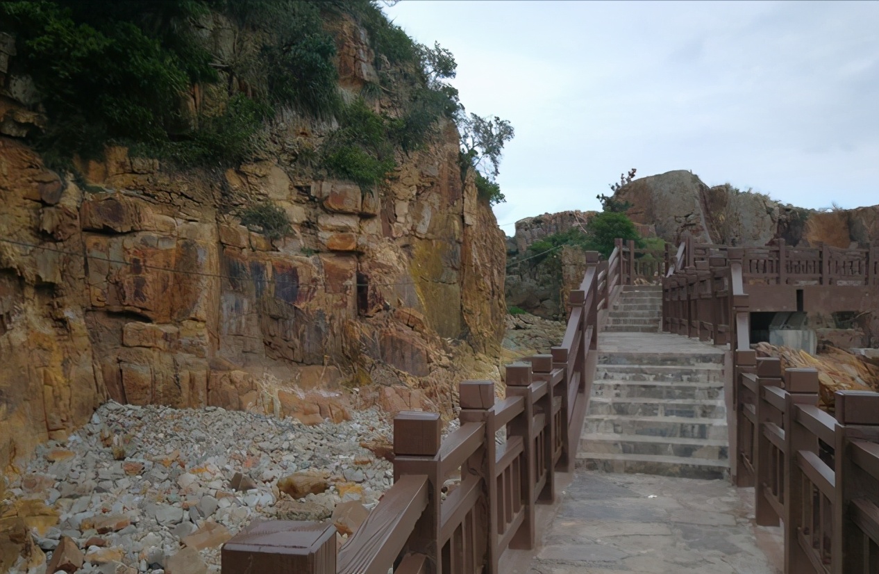 探村台州玉环白马岙村碧海金沙之间流传古礁的传说