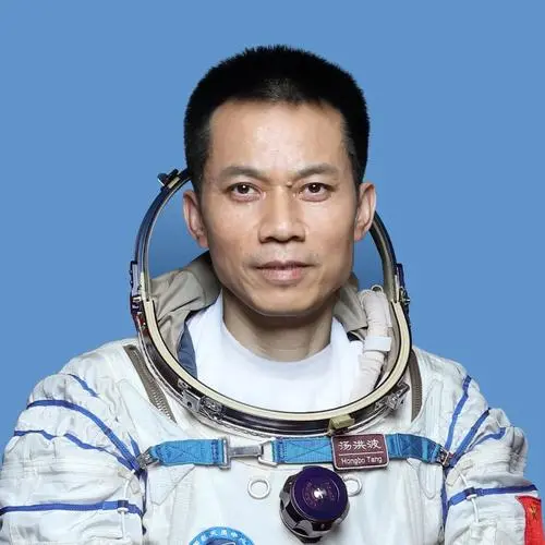 中国航天员|火箭上天难吗？总设计师姐姐：大家好，我叫容易