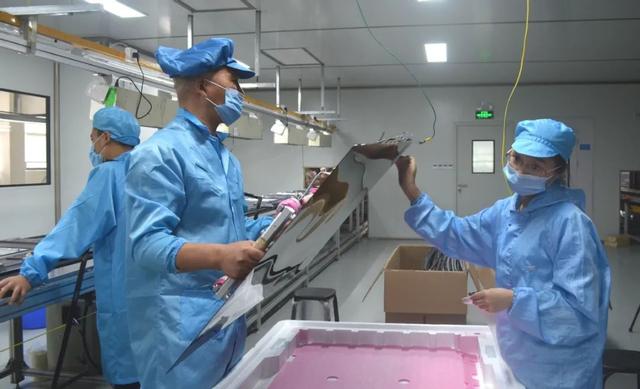 康佳|恭喜！康佳“遂宁造”视讯产品进入批量生产阶段