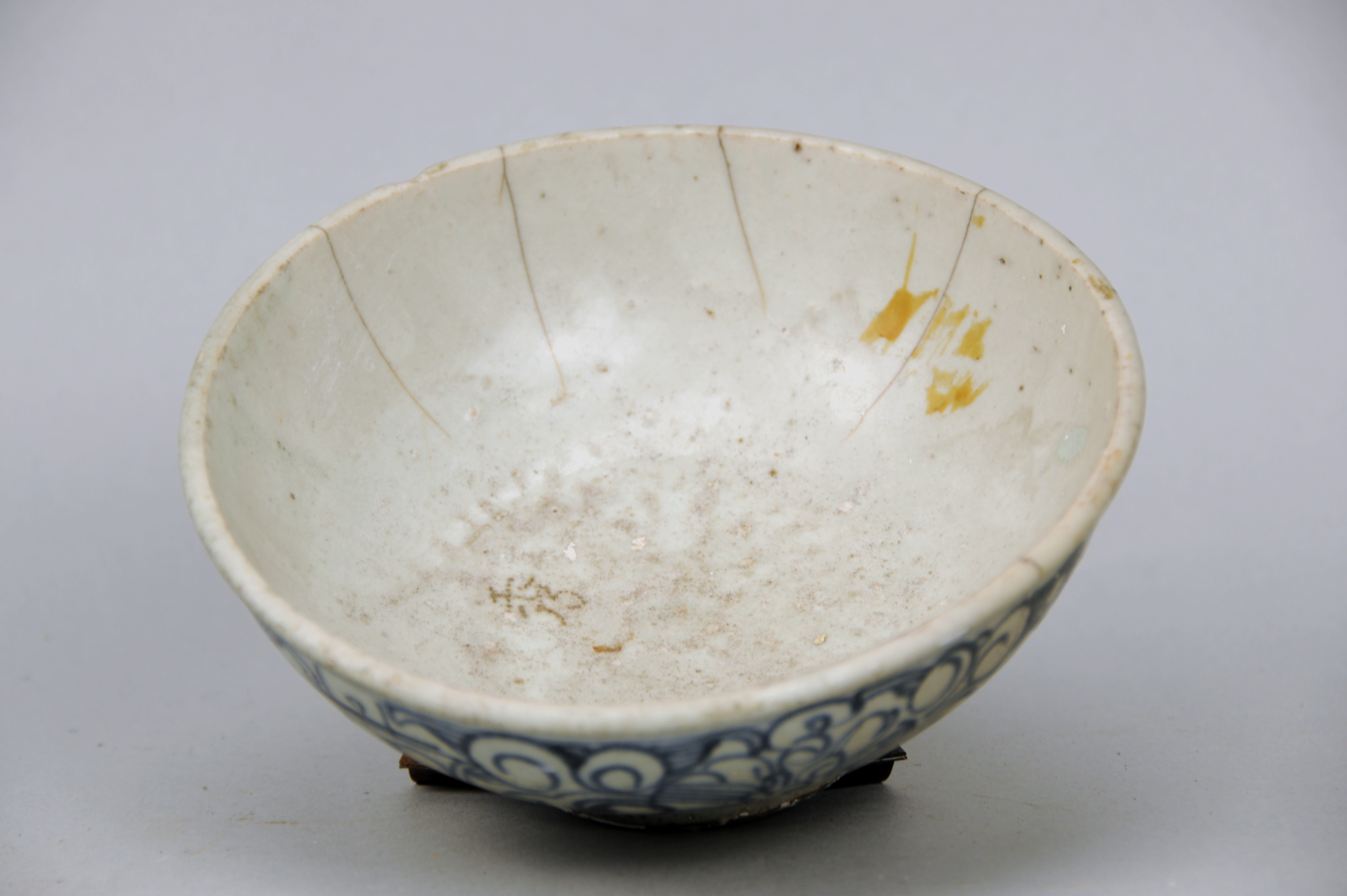 农民运动大王的碗周边有5条裂痕