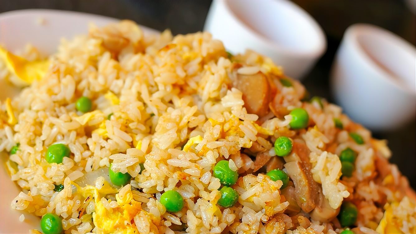 跟我这样做金包银蛋炒饭软滑香嫩越吃越爱吃