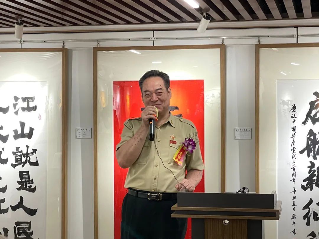 广东省传统文化促进会会长余鹏翔书法是记录中国历史的重要载体