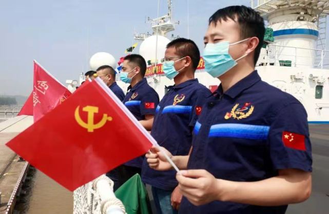 军事|远望3号船圆满完成海上测控任务安全返航