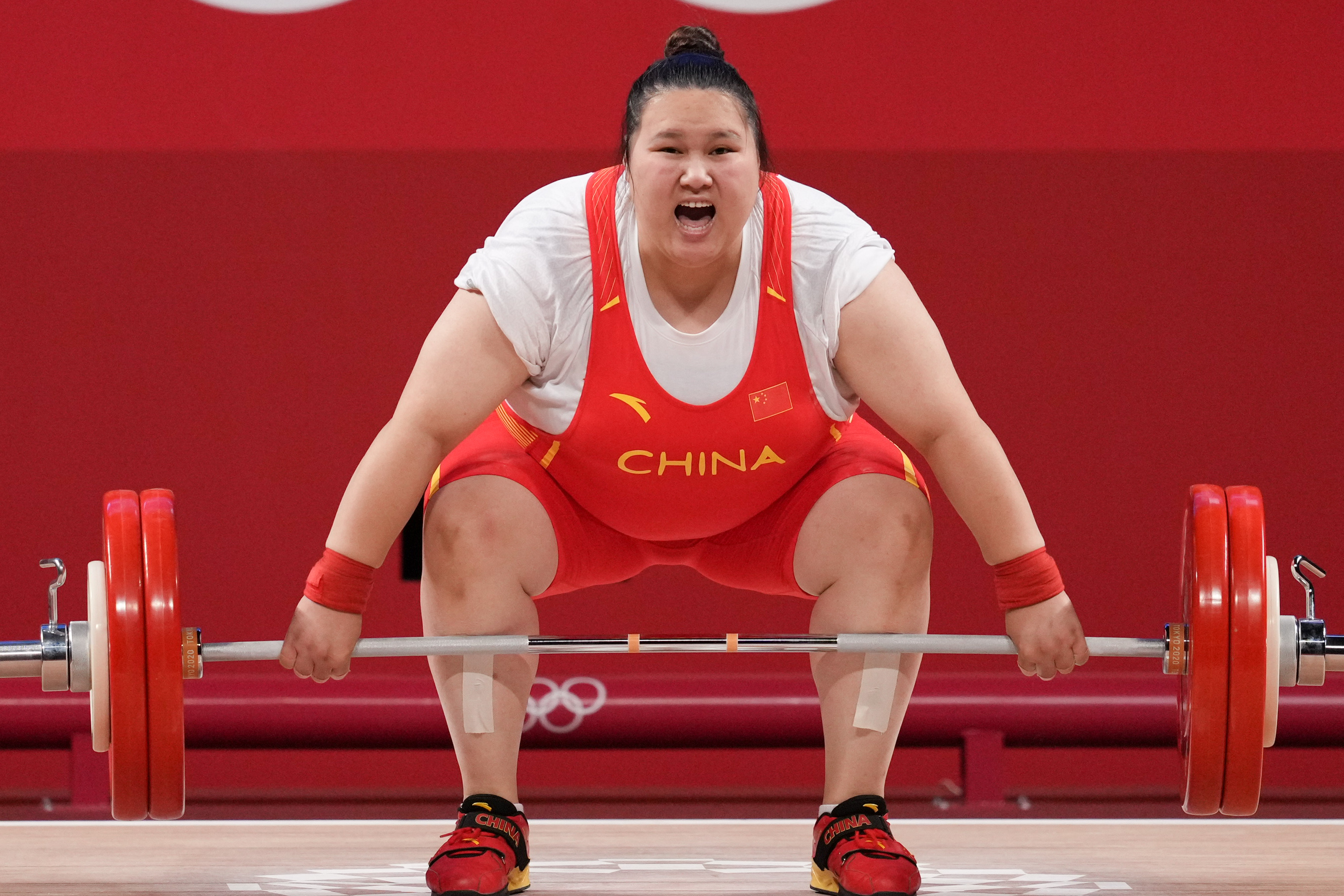 李雯雯女子87公斤以上夺金中国举重续写大级别传奇