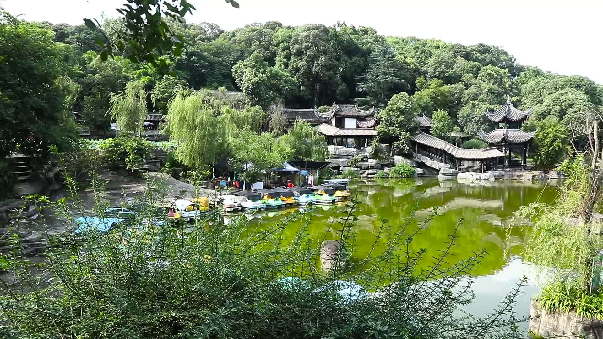 关于拓展提升开发利用西山风景区的建议