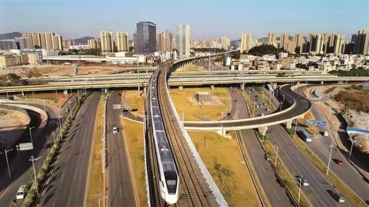 2021年惠州全市科技创新工作会议昨日下午举行,惠州市委副书记,市长刘