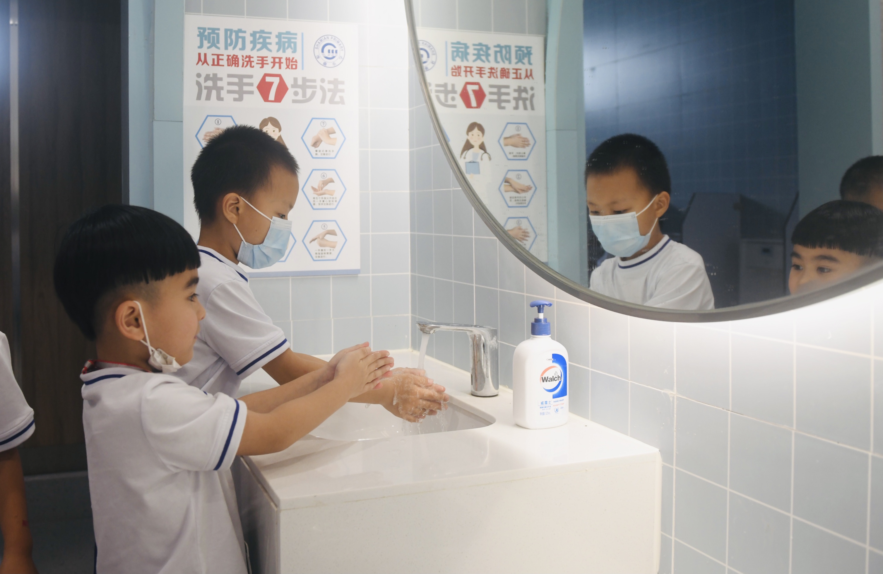 沙面小学大坦沙校区启用迎来182名一年级新生