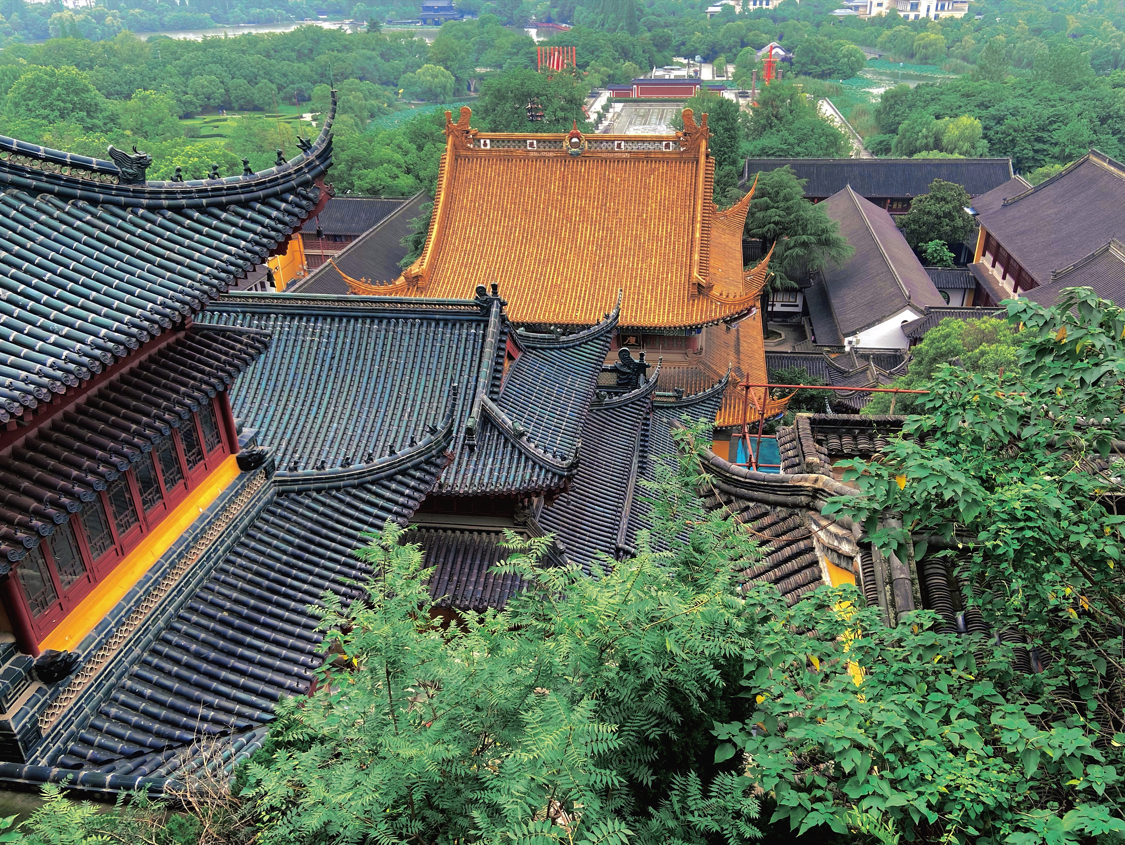 镇江有个寺庙距今已有1700年历史诗人苏轼曾在这创下千古名作