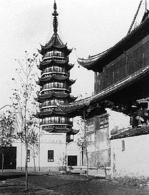 浙江嘉兴海盐老照片天宁寺镇海塔海盐中学与开挖长山河场景