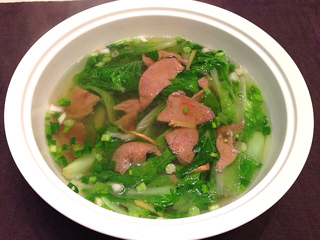 推荐语:小青菜猪肝汤是一款适合秋季食用的猪肝汤,猪肝非常鲜嫩,煮汤