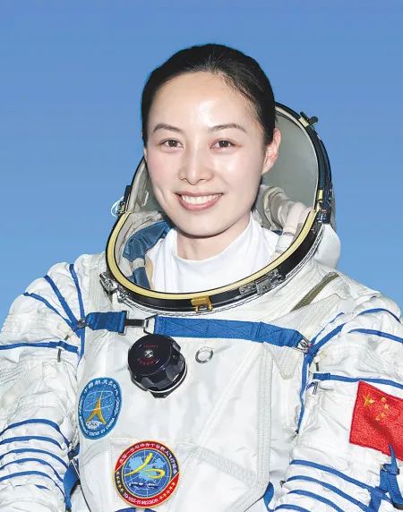女航天员|新“太空出差三人组”国庆启航，将有一名女航天员