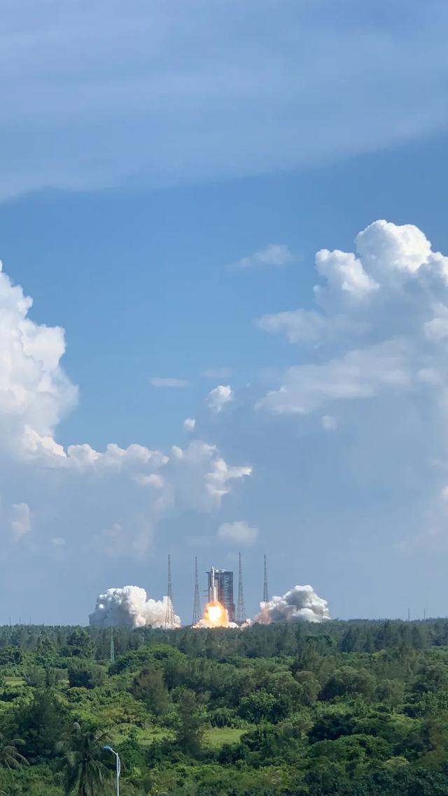 飞船|太空中秋礼包来了