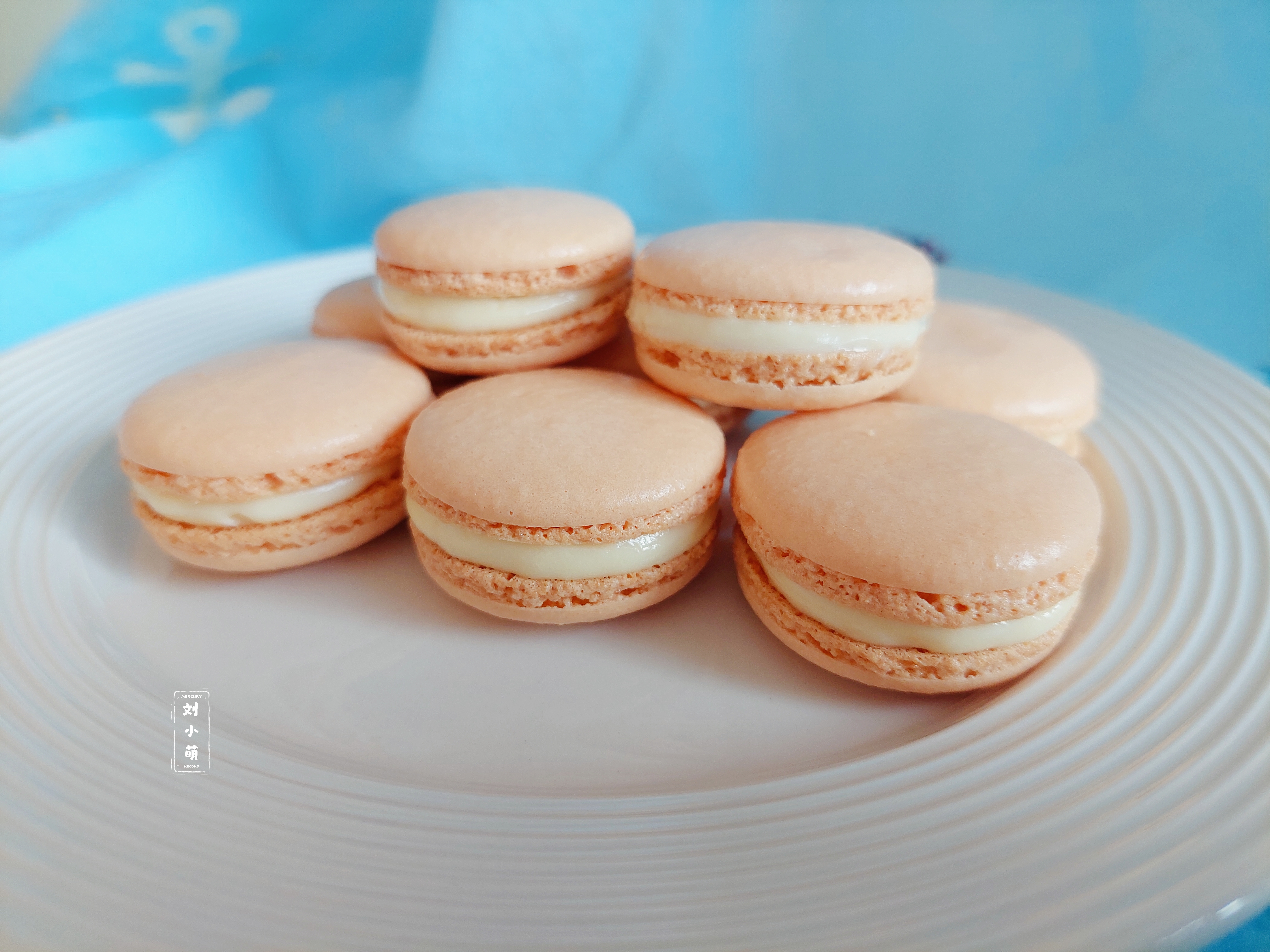 终于做了正宗的马卡龙掌握了方法你也能做出好看好吃的马卡龙