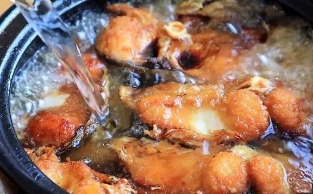 热气腾腾一锅出简单易学又营养这菜绝对是秋季进补首选