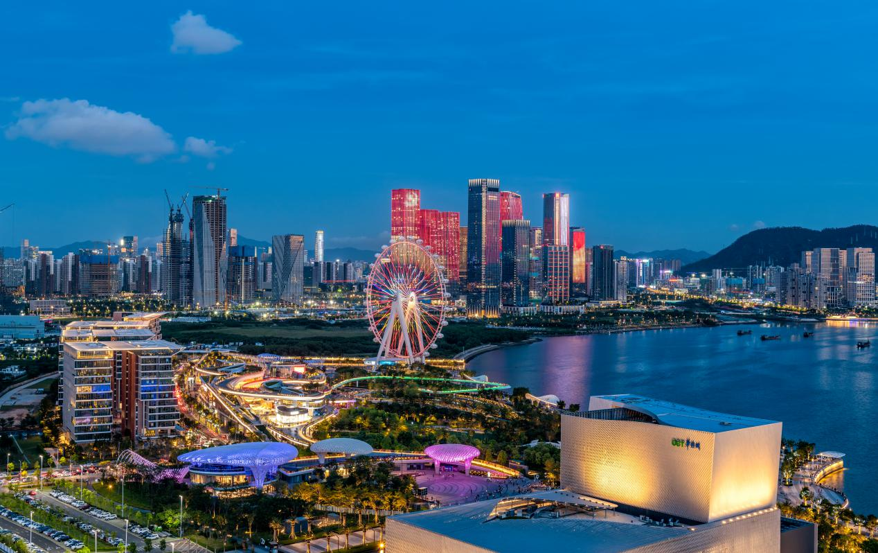 国庆假期在摩天轮下开启欢乐港湾繁星趣活节