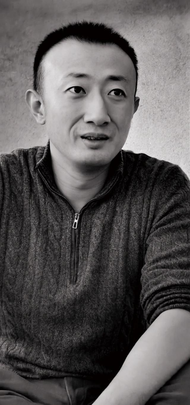 作家那多搅动人心底最脆弱的地方